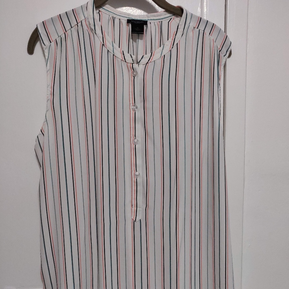 EUC Ann Taylor Striped Sleeveless Top (Size XL)